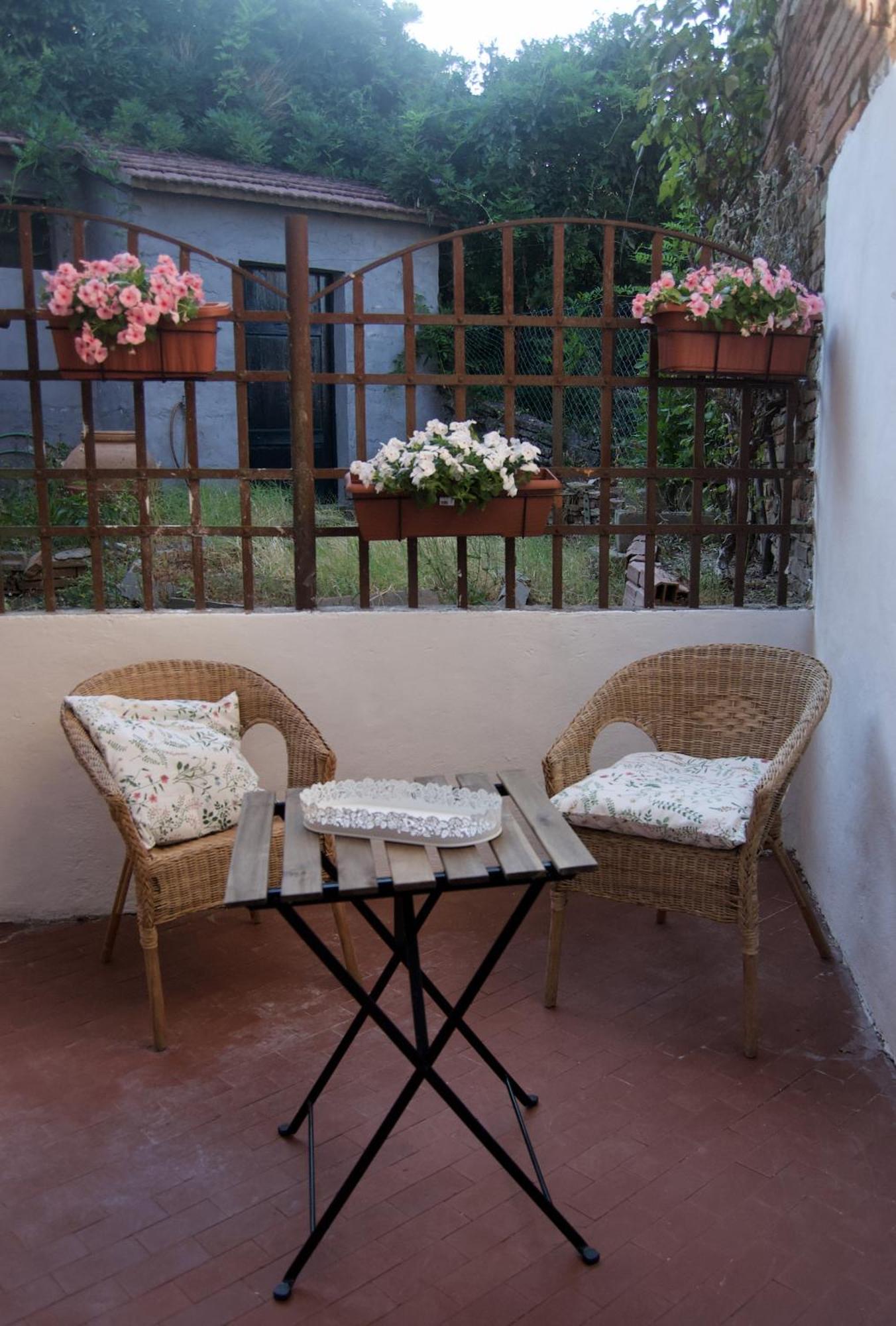 Casa Di Canfreo Lari Extérieur photo